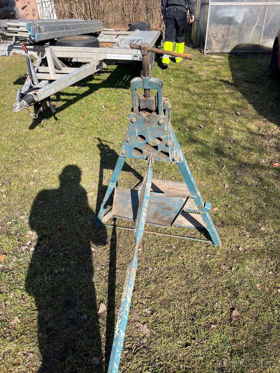 Instalatérský svěrák trubek (pionýrák) - 3