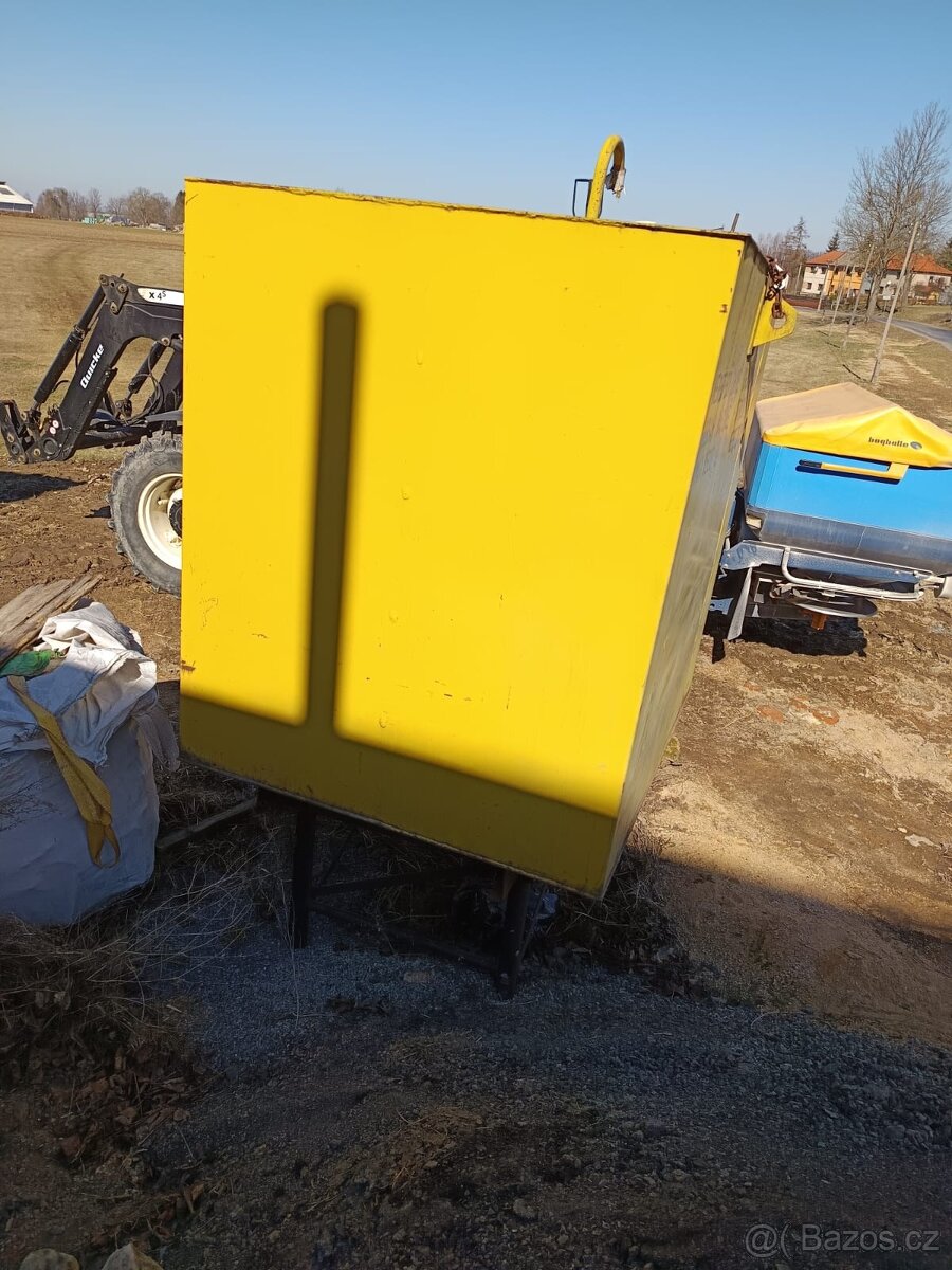 Nádrž na naftu 1500 litrů - 3