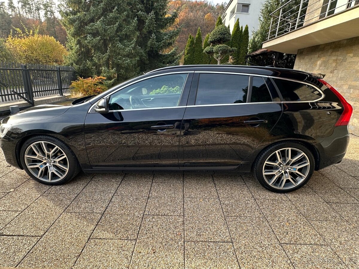 VOLVO V6O T5 POLESTAR 250PS 8-st. automat HARMANN KARDON - 3