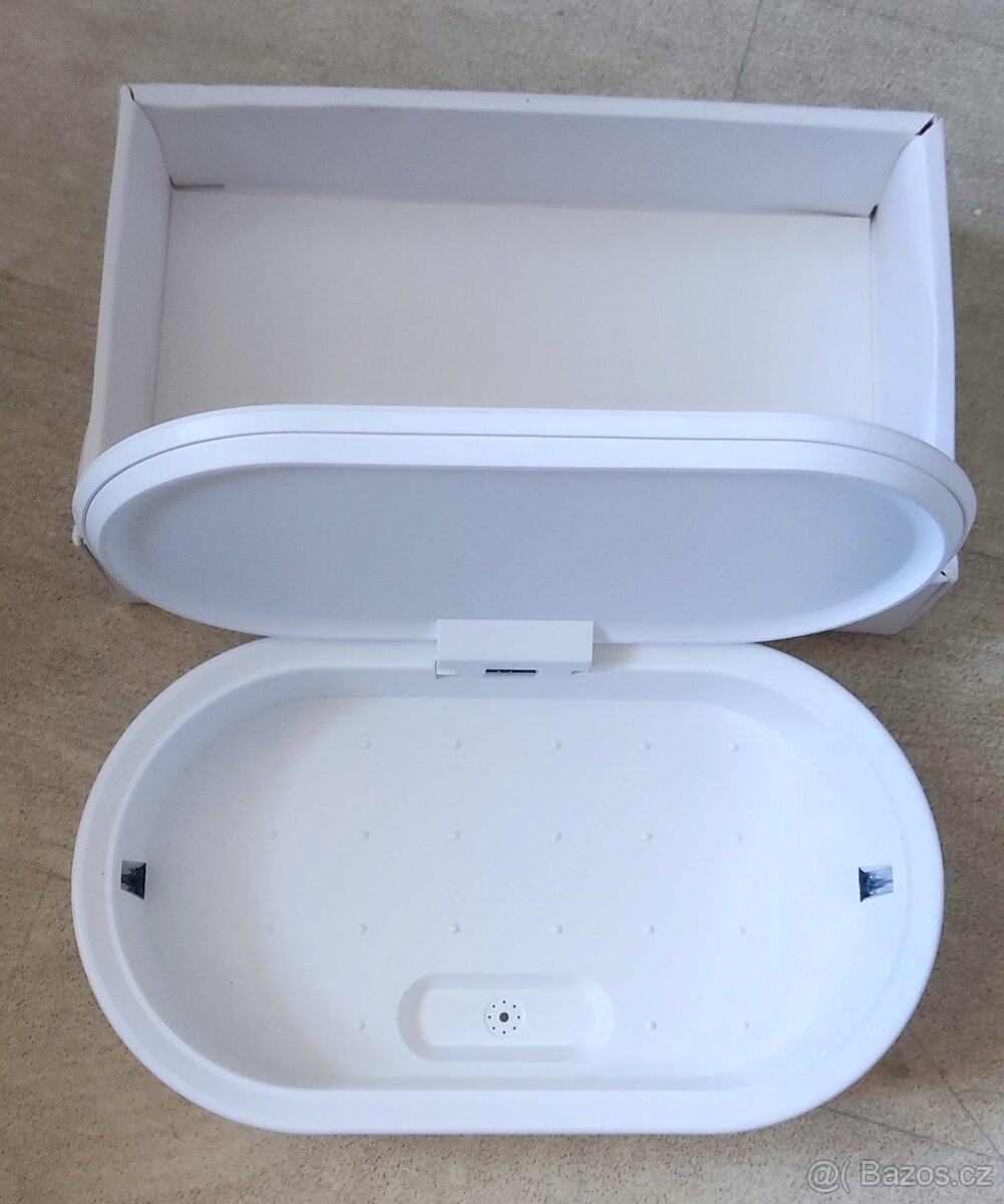 Uv-c sterilizátor s indukční nabíječkou Lyfro Air Capsule - 3