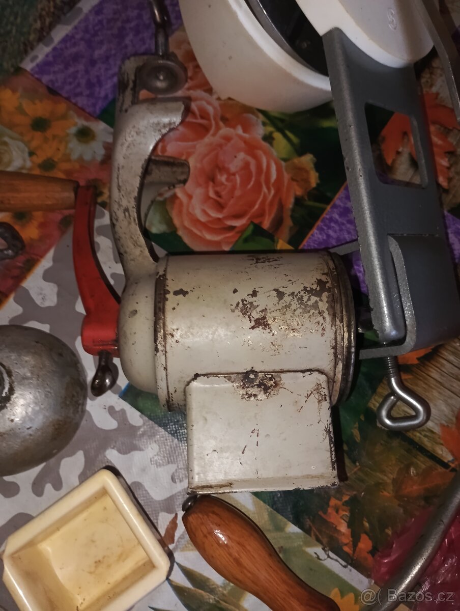 Mlýnky na maso a strouhanku - 3