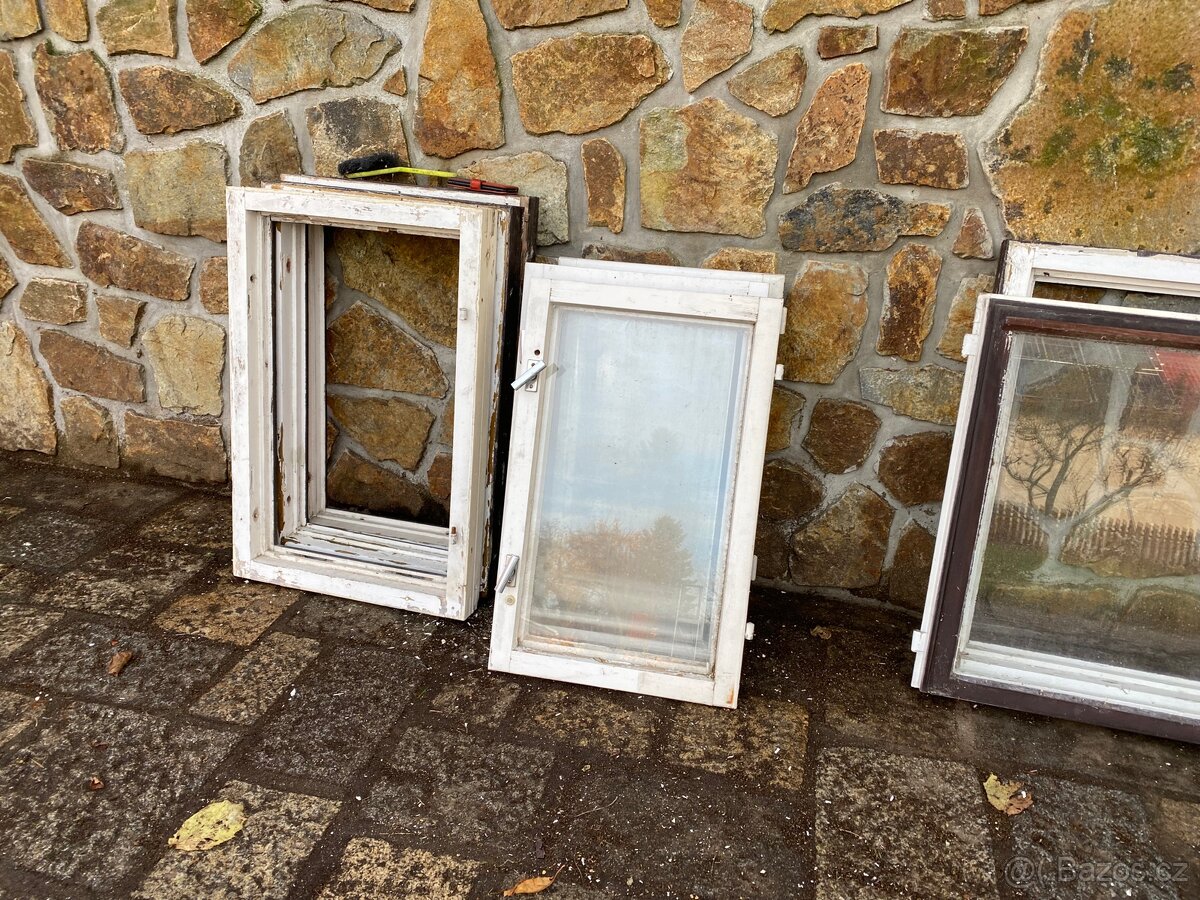 Dřevěný okenní rám - 3