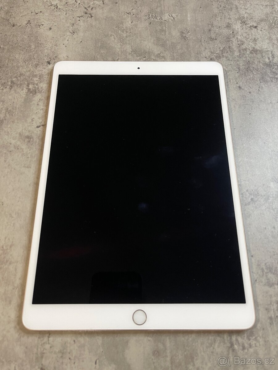 iPad Pro 10.5” 512 GB Cellular + Apple Pencil + Klávesnice - 3