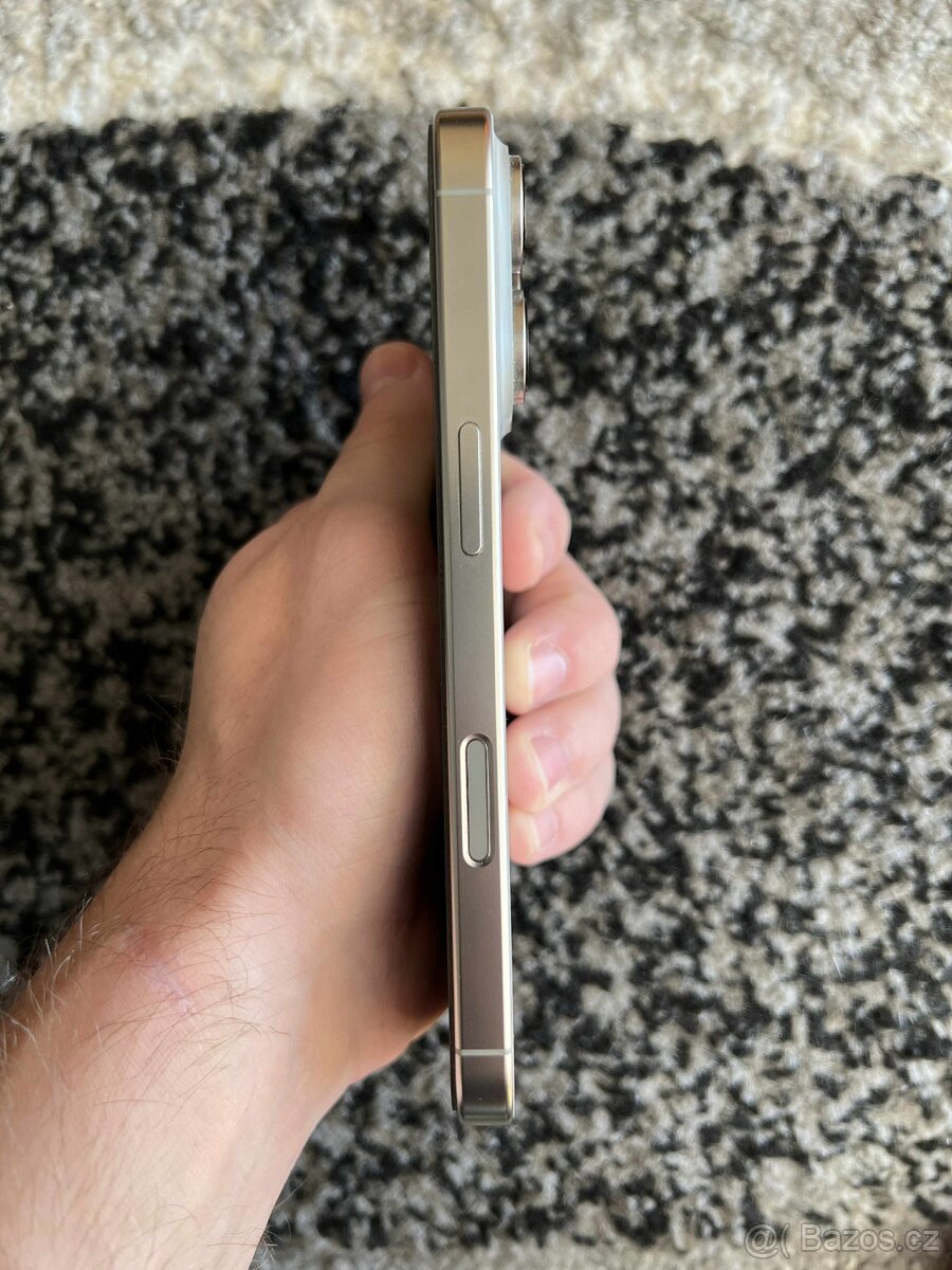 iPhone 16 Pro 256GB - 3