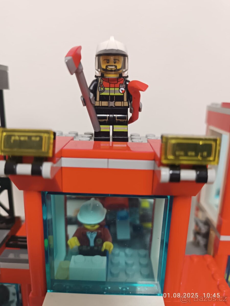 Lego - hasičská stanice - 3