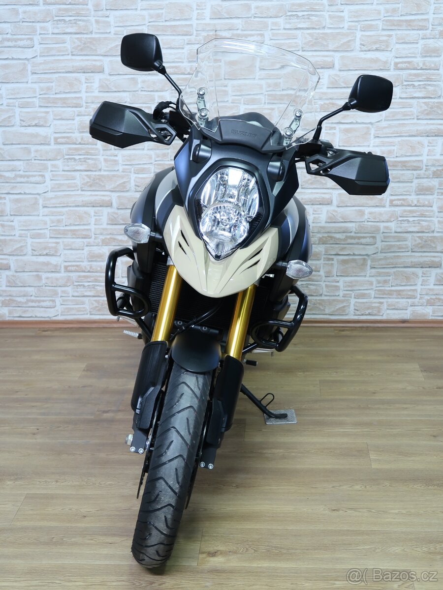 Suzuki DL1000 V-Strom najeto jen cca 3800km - 3