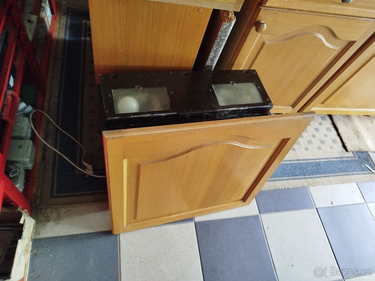 Kuchyněprotebe rustikalní, venkovská, rovná 290 cm - 3