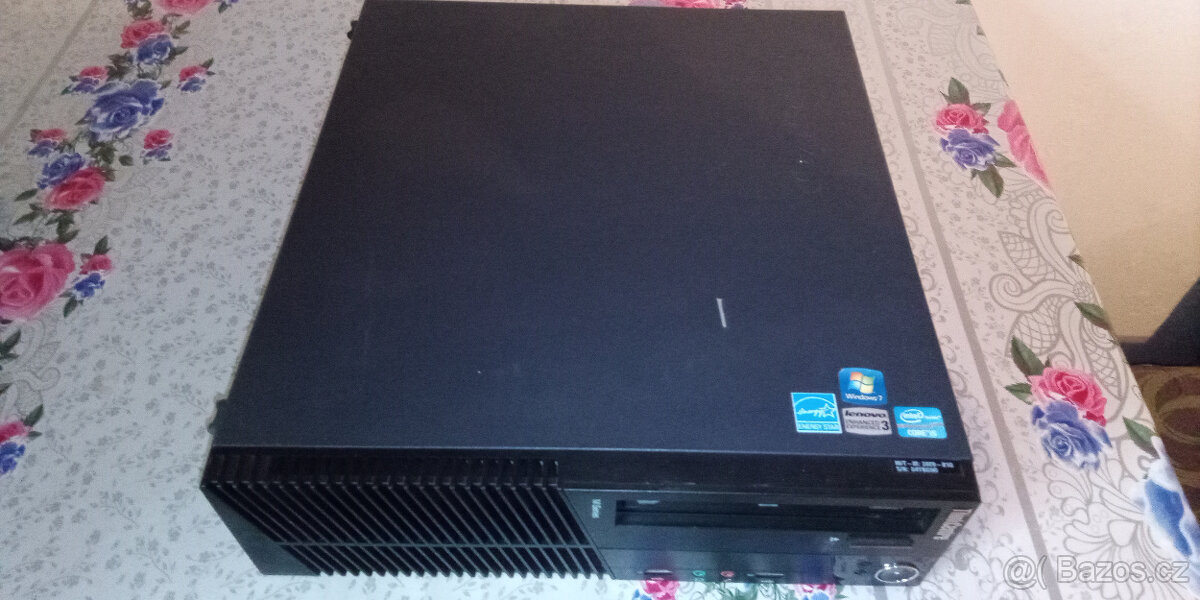 Stolní počítač Lenovo ThinkCentre M82 - 3