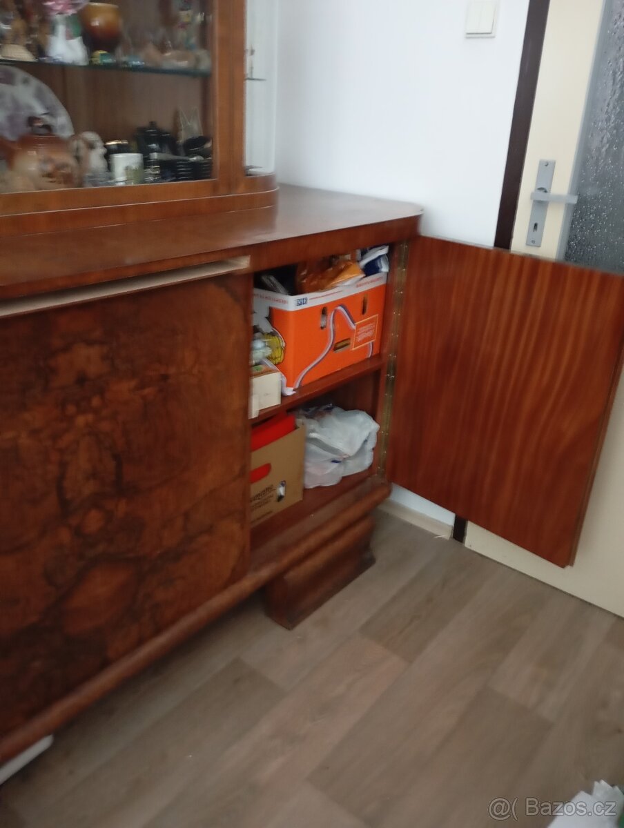 Starožitný příborník - 3