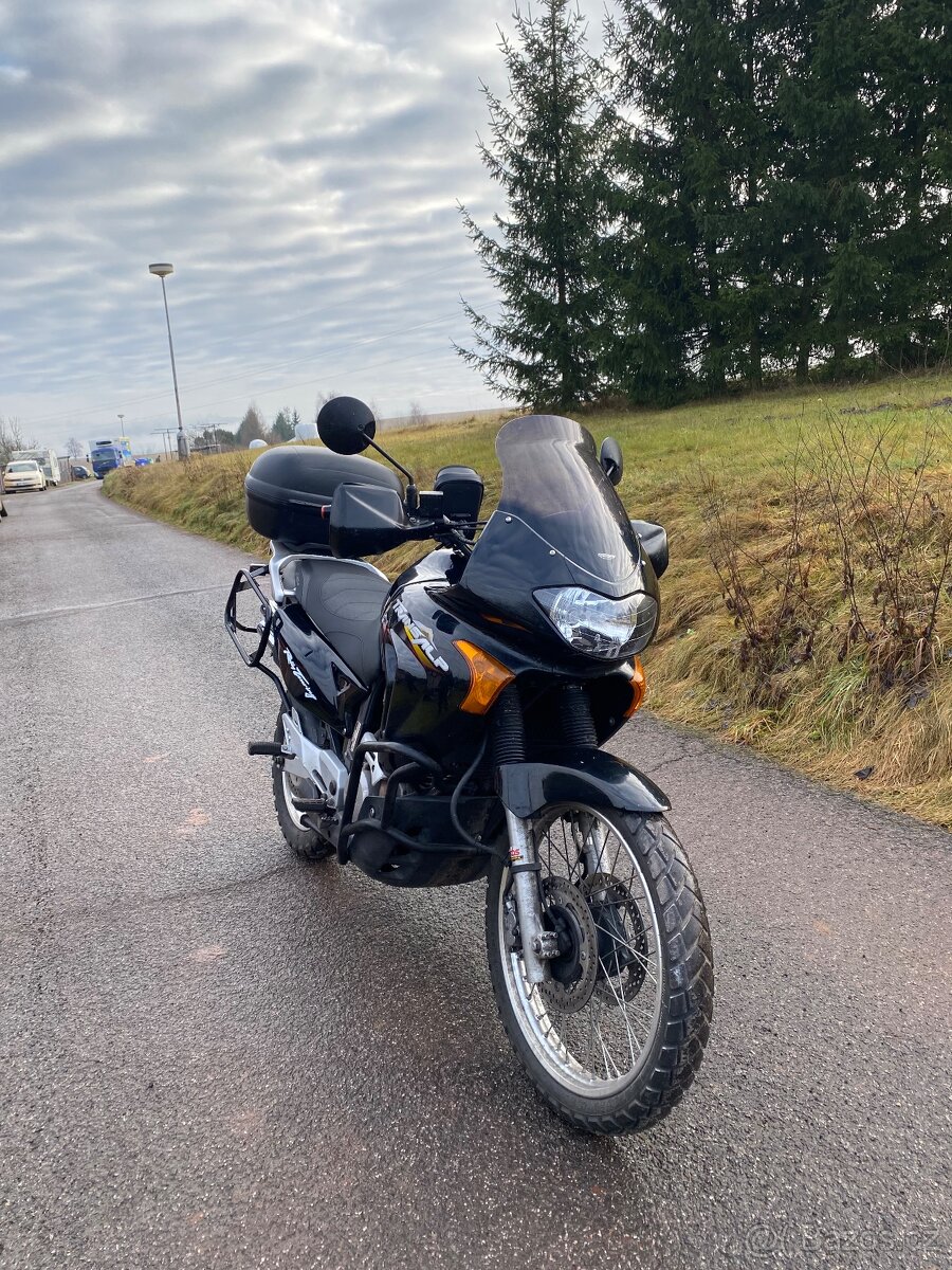 Honda Transalp XL650V - 3