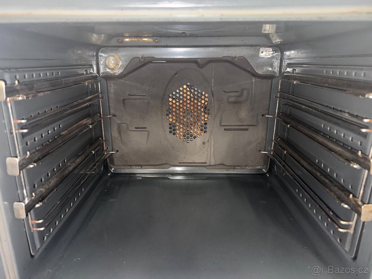 Vestavná trouba Beko white - 3