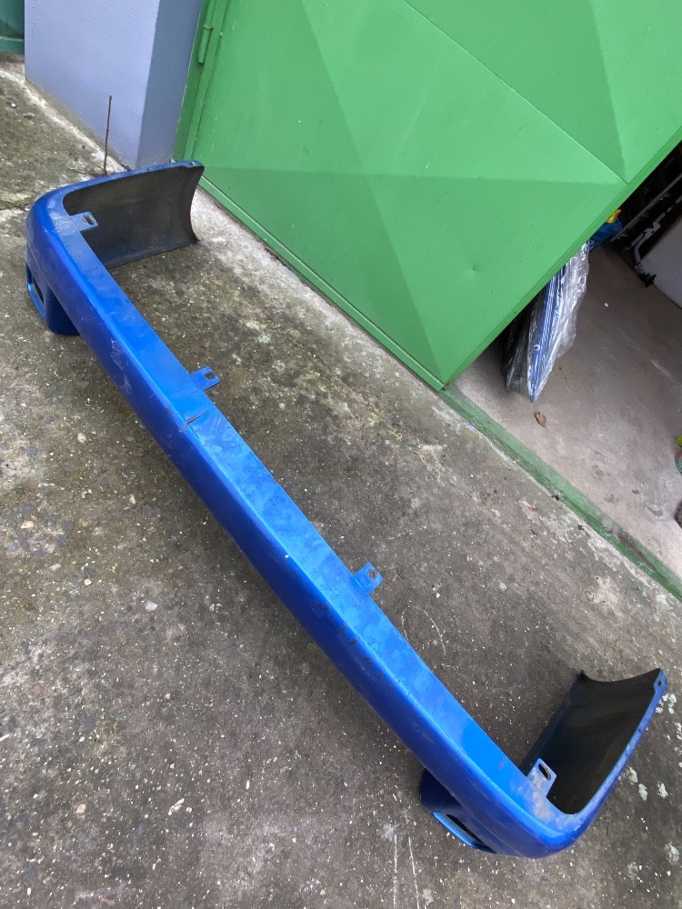 Zadní nárazník pro VW T4 - 3