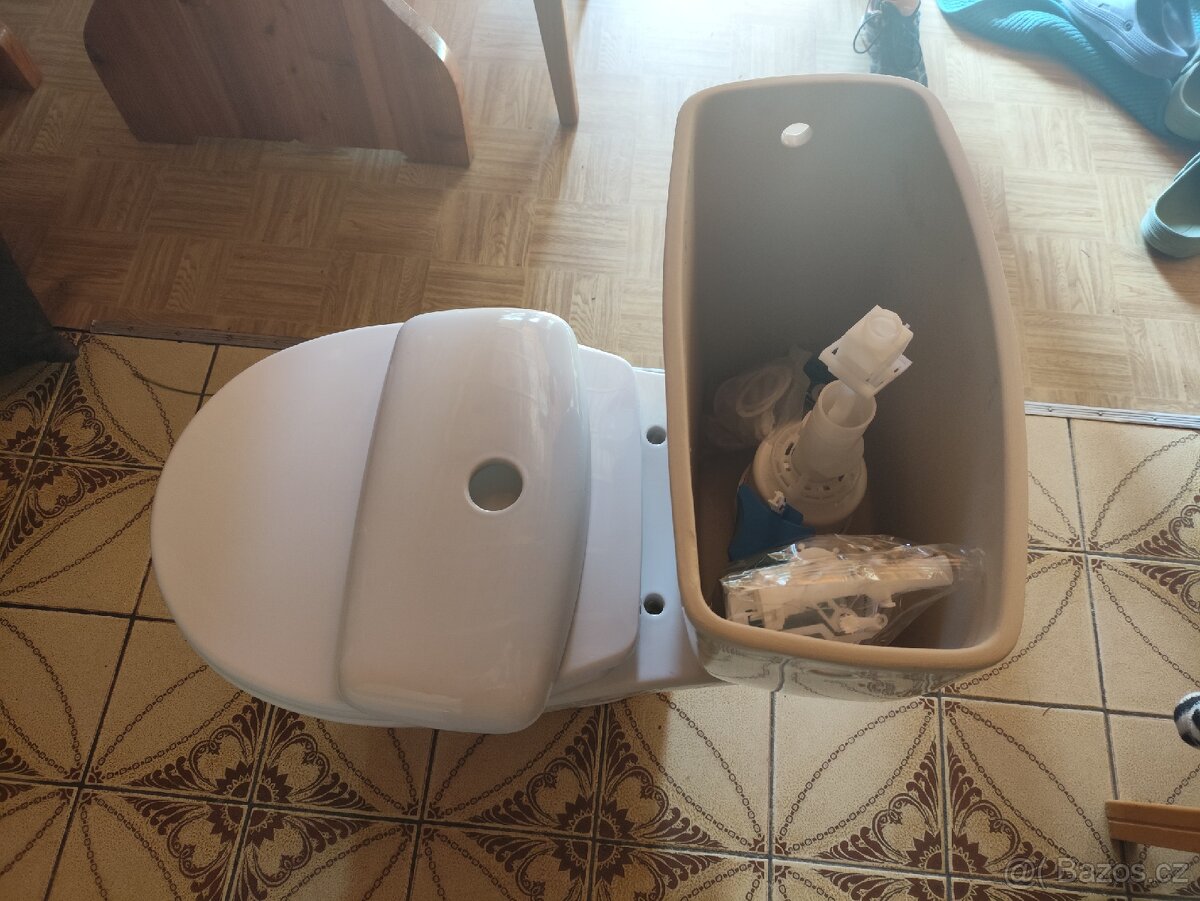 Nový záchod - 3