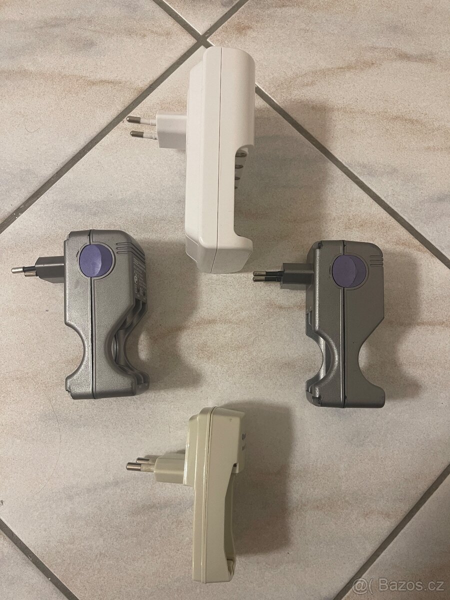 Nabíječky AA/AAA baterií. - 3