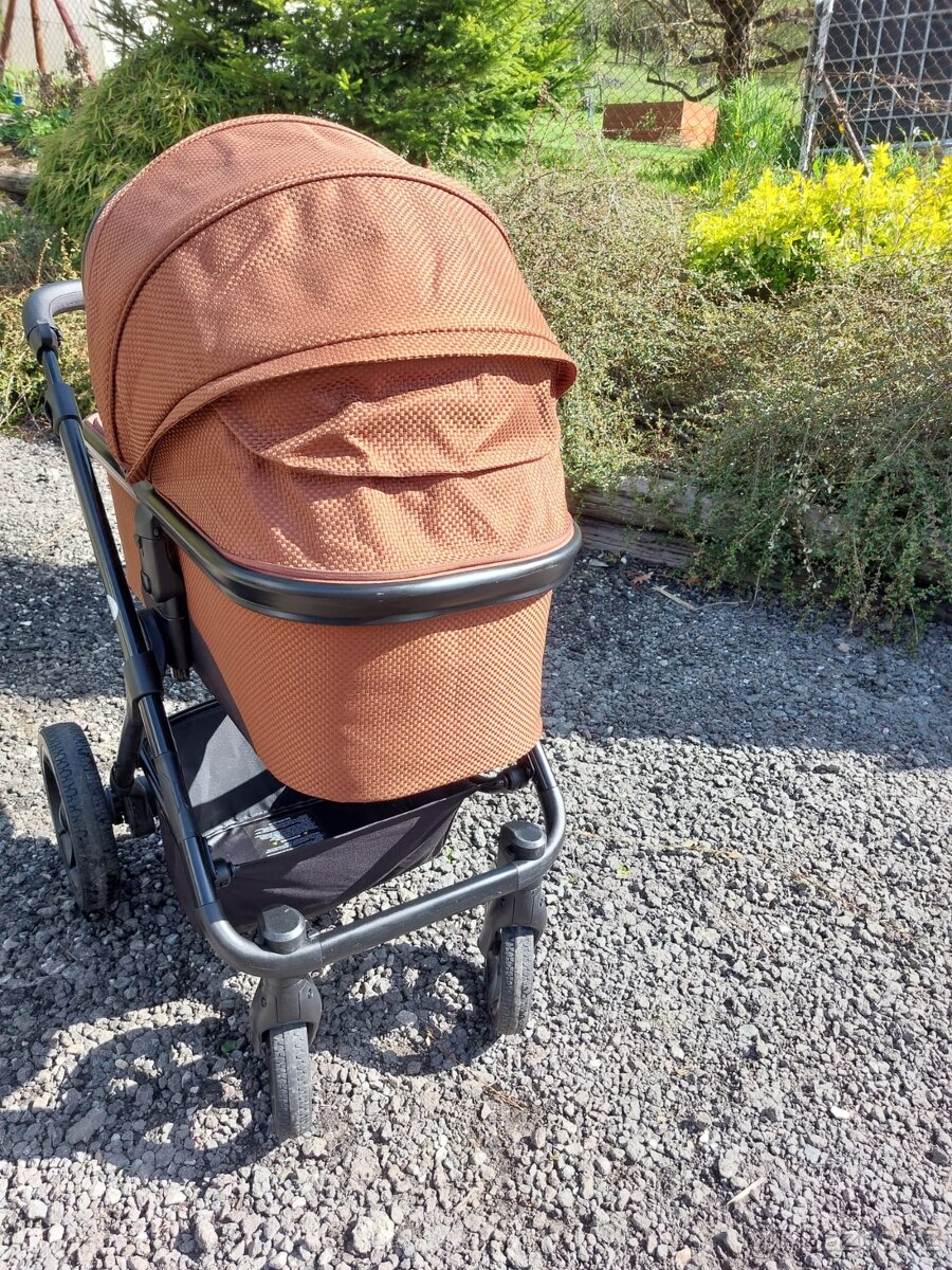 Kočárek Moon Scala 2019 - 3