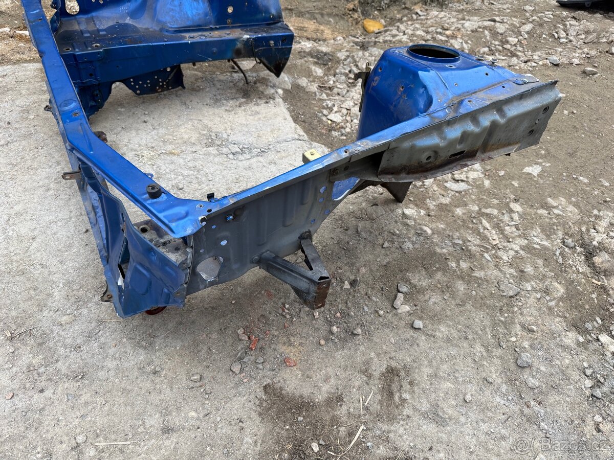 Subaru impreza gc8, GT, gf8 , sti Čelo, předek - 3