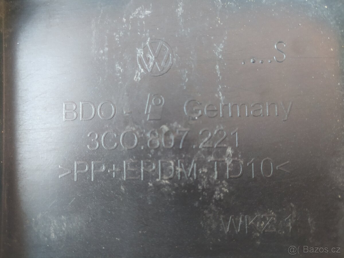 Přední nárazník VW Passat B6- 3C0 807 221 - 3