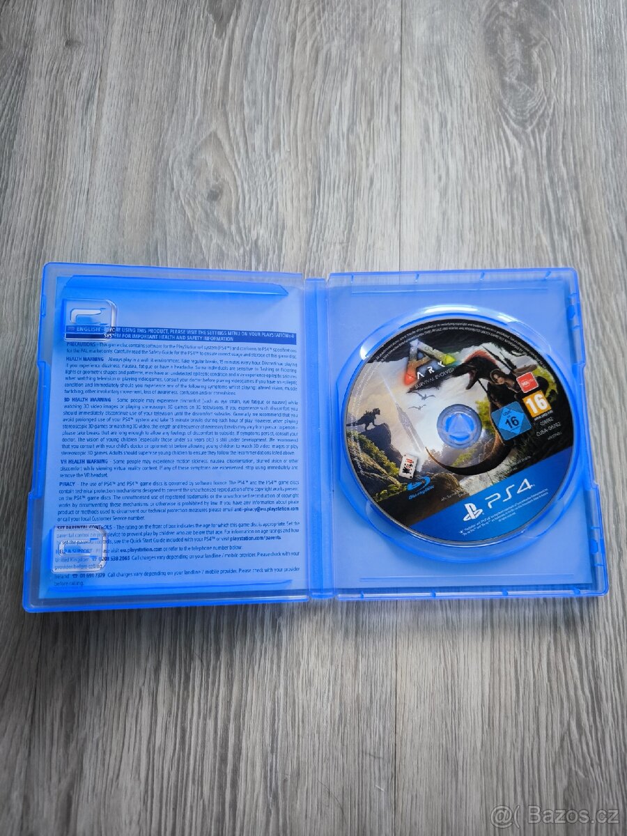 ARK Survival Evolved PlayStation 4 - 3