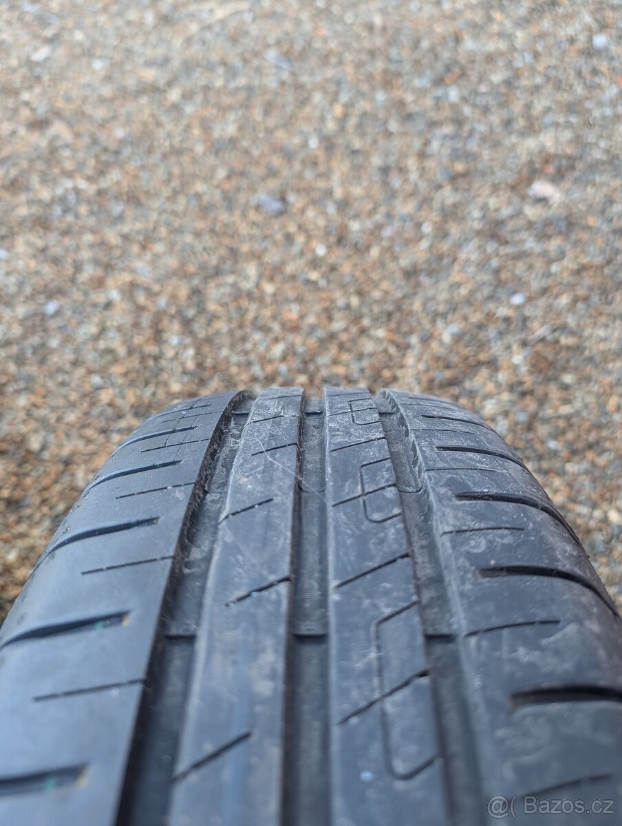Pneu Goodyear 185/65 R15 88H - 3