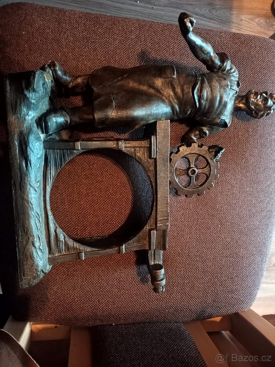 Kovař bez strojku a figuríny - 3