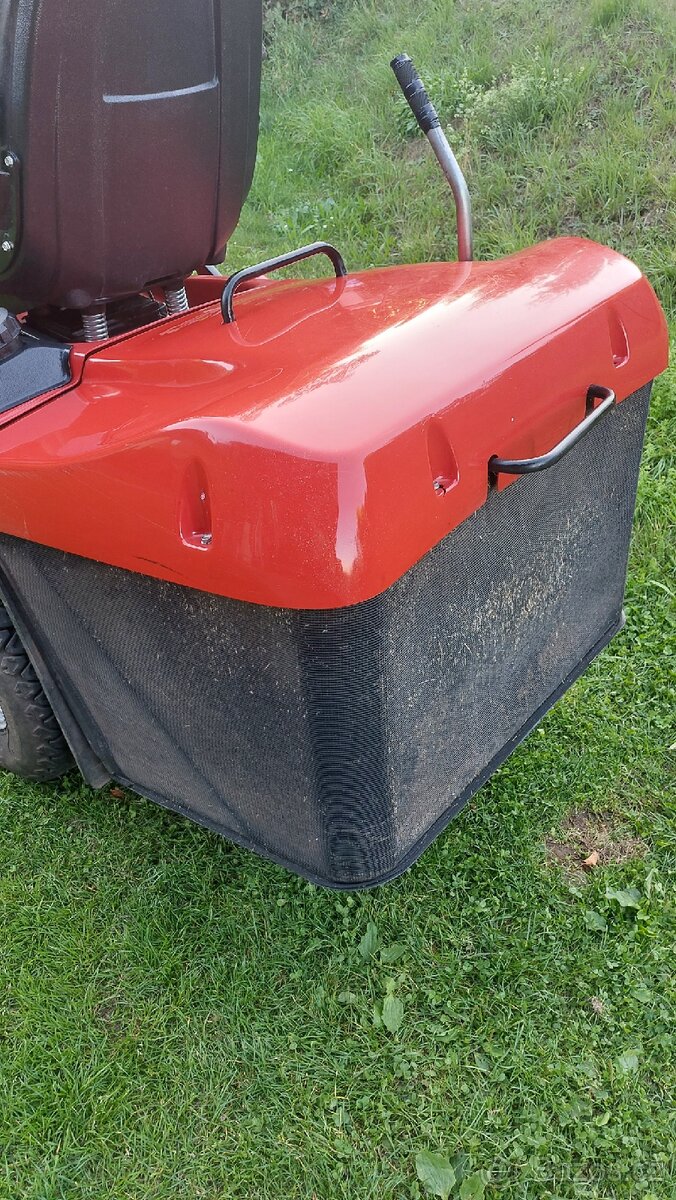 Zahradní traktůrek Starjet 4x4 - 3