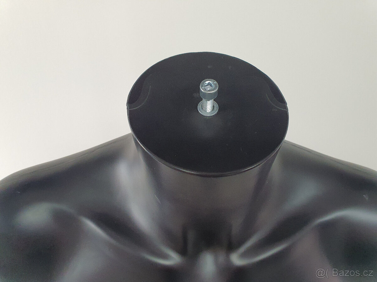 Bysta černá pánská - plastové torzo - 3