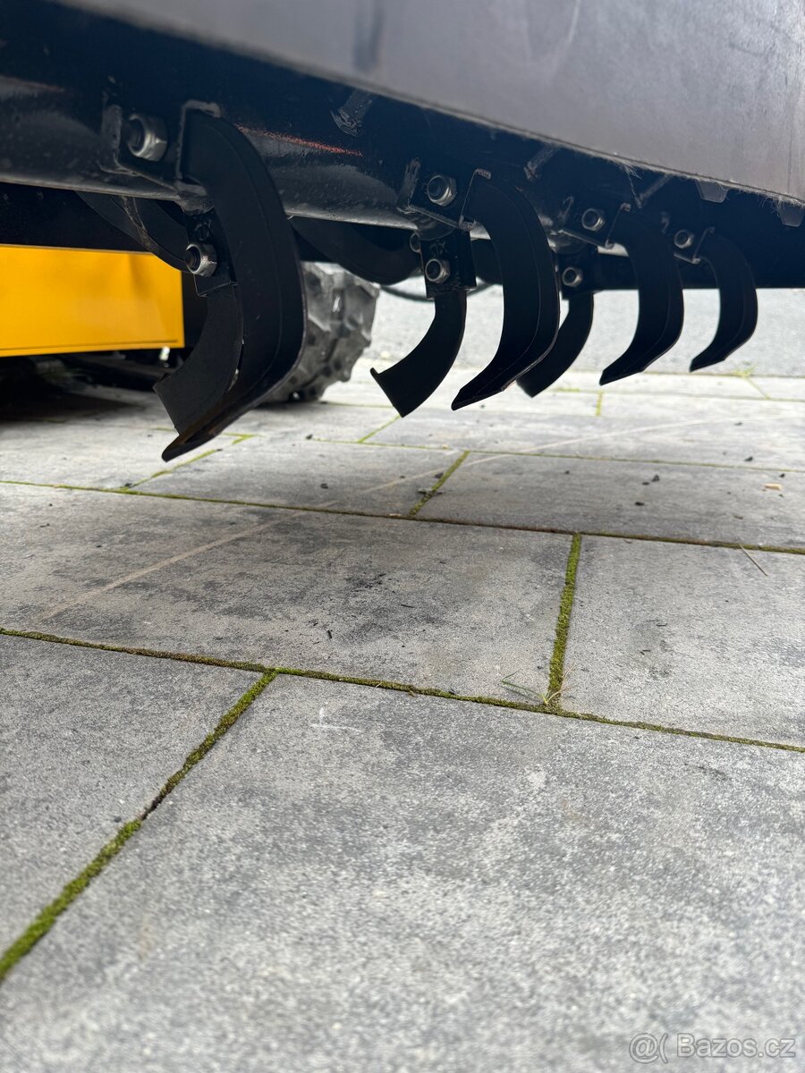 Rotavátor pro mininakladač - 3