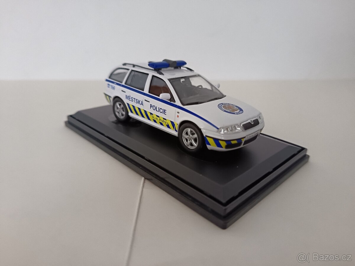 Škoda Octavia combi Mestská Polície,1:43,Abrex - 3