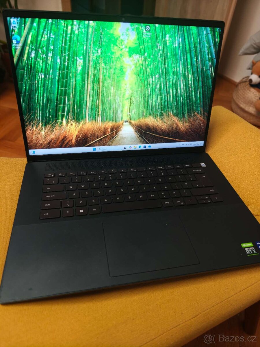 Dell Inspiron 16 Plus 7620 i7, RTX 3050, 8GB, 1TB, 3K - 3