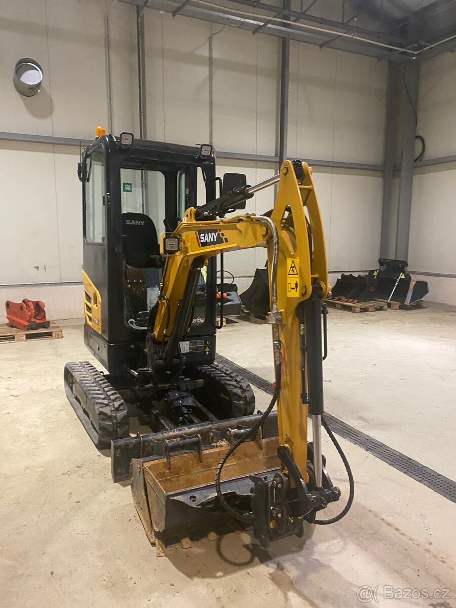 Minibagr SANY SY18C - 3