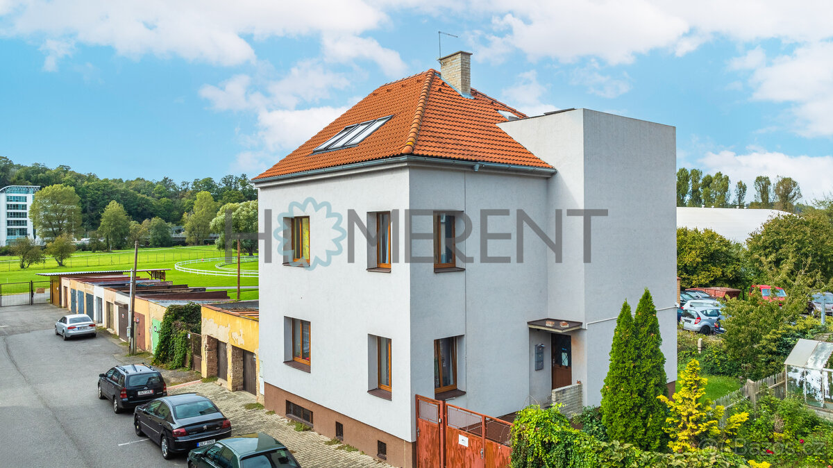 Praktický byt 3+1 (71 m²) se soukromým vstupem a parkováním, - 3