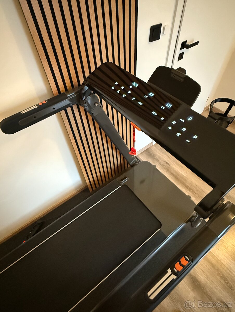 Běžecký motorový pás Gara T70 - top stav - 3