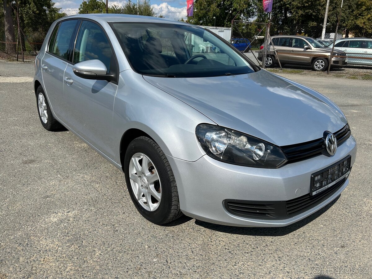 VW GOLF 1.4 MPI SERVISNÍ KNIHA 124.600 km - 3