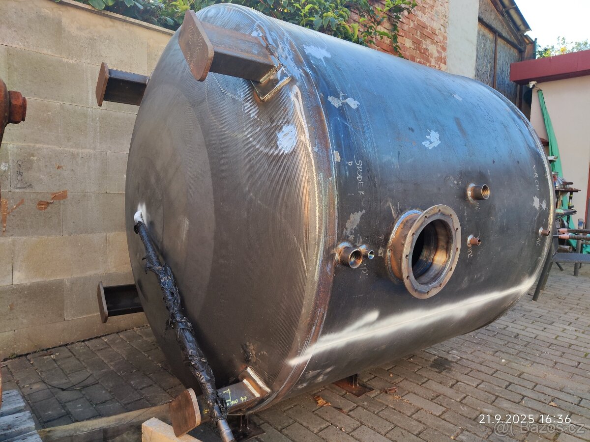 Akumulační nádrž - 3