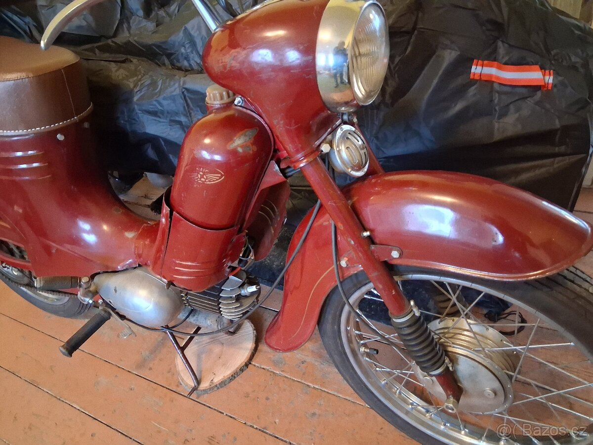 Jawa 555, pařez - 3