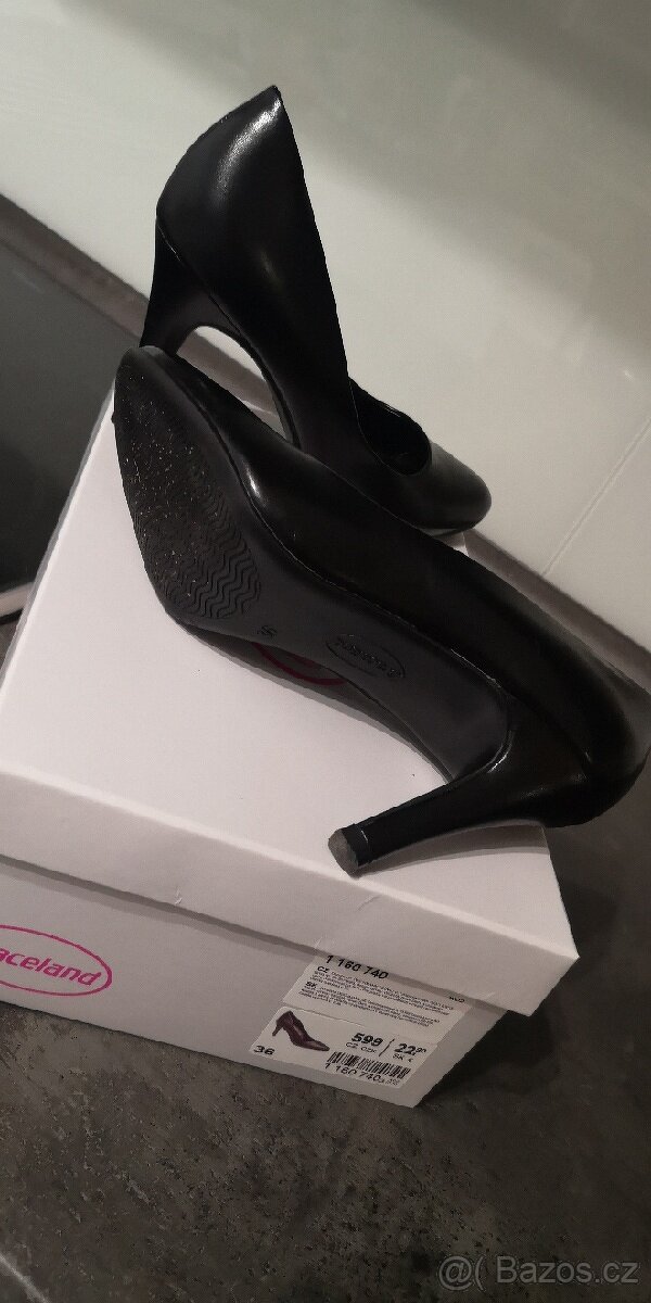 Černé lodičky - 3