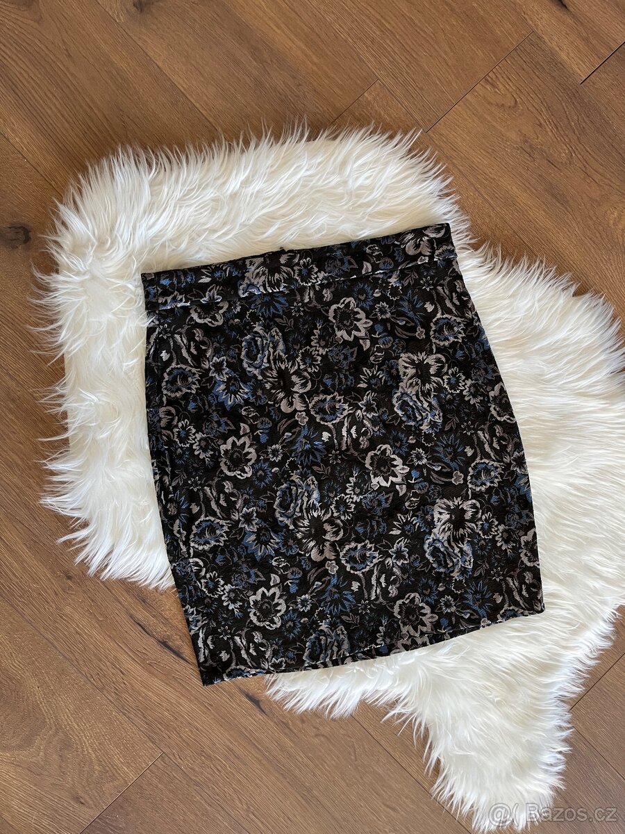 Sukně se vzorem - 3