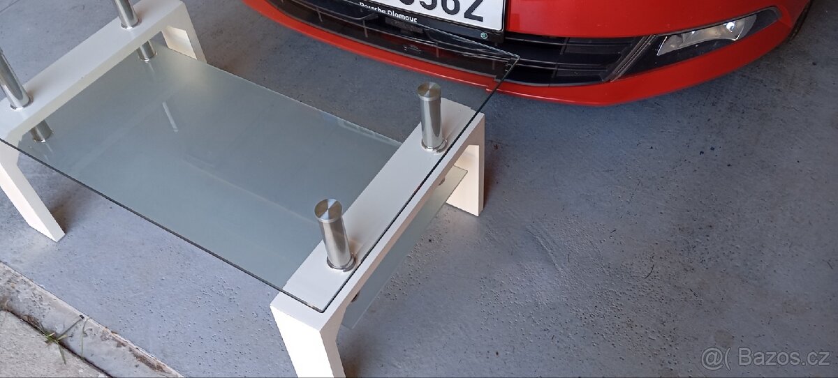 Konferenční stolek - 3