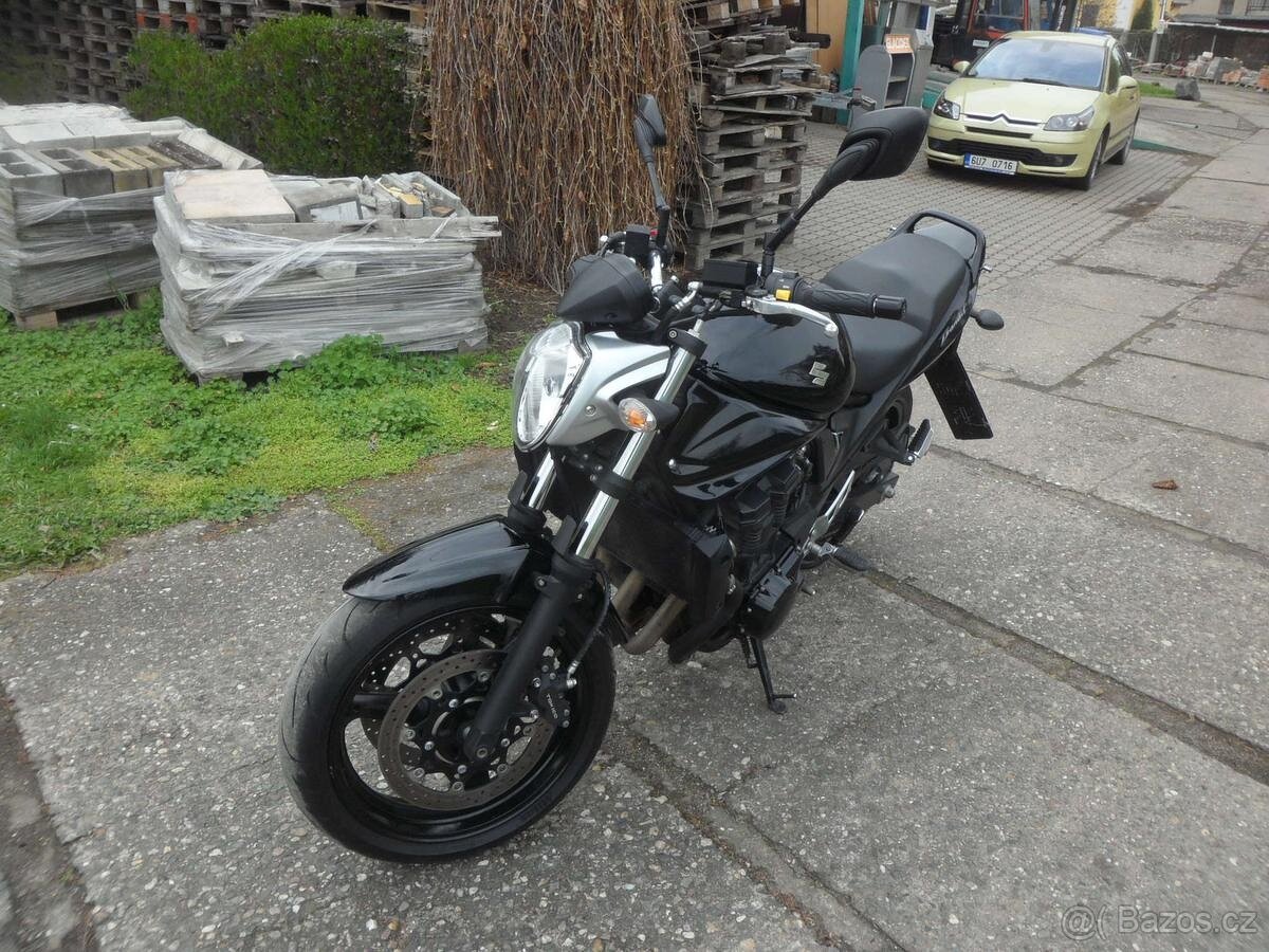 Suzuki Bandit 650 - 3