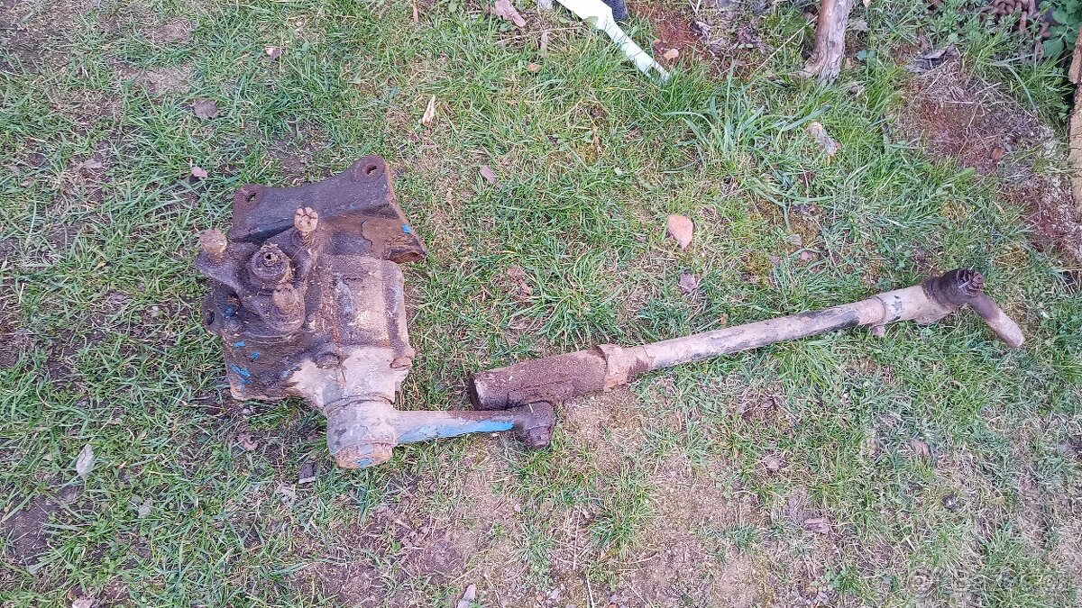 Směs náhradních dílů na V3S - 3