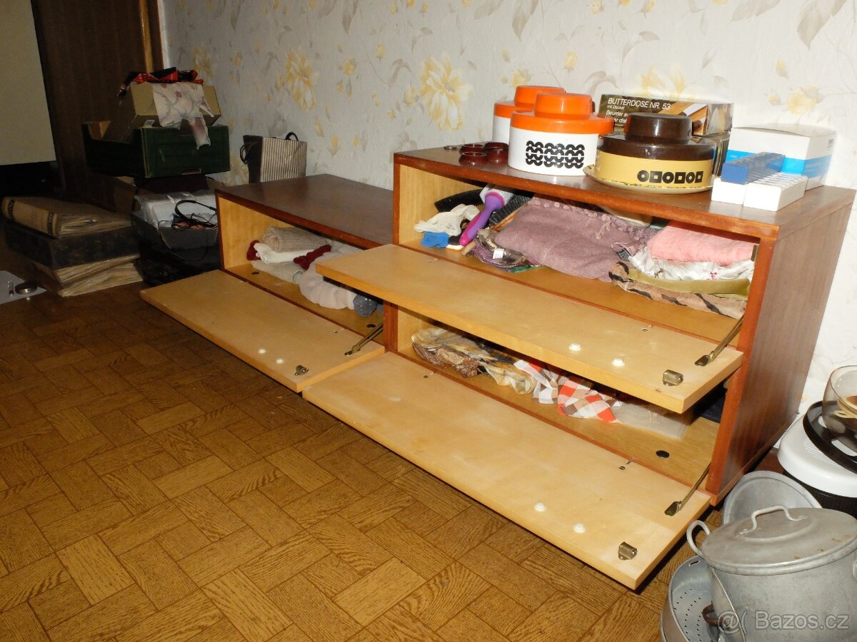 Retro starožitné skříňky 60.léta 2 kusy - 3