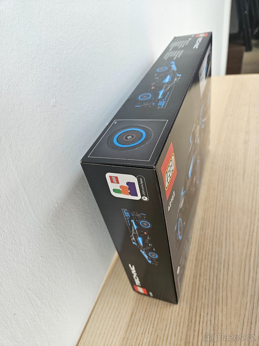 LEGO Technic 42162 Bugatti Bolide Agile Blue - 3