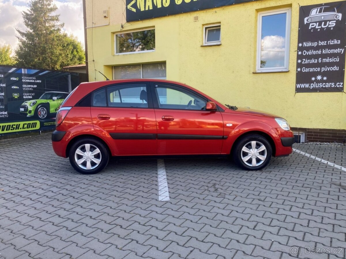 Kia Rio, 1,6i (82kW), klimatizace, tažné, nová STK do 08/27 - 3