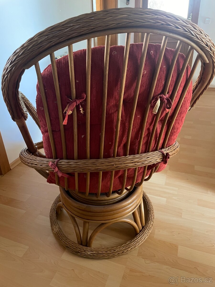 Proutěné křeslo ,otáčivé - 3