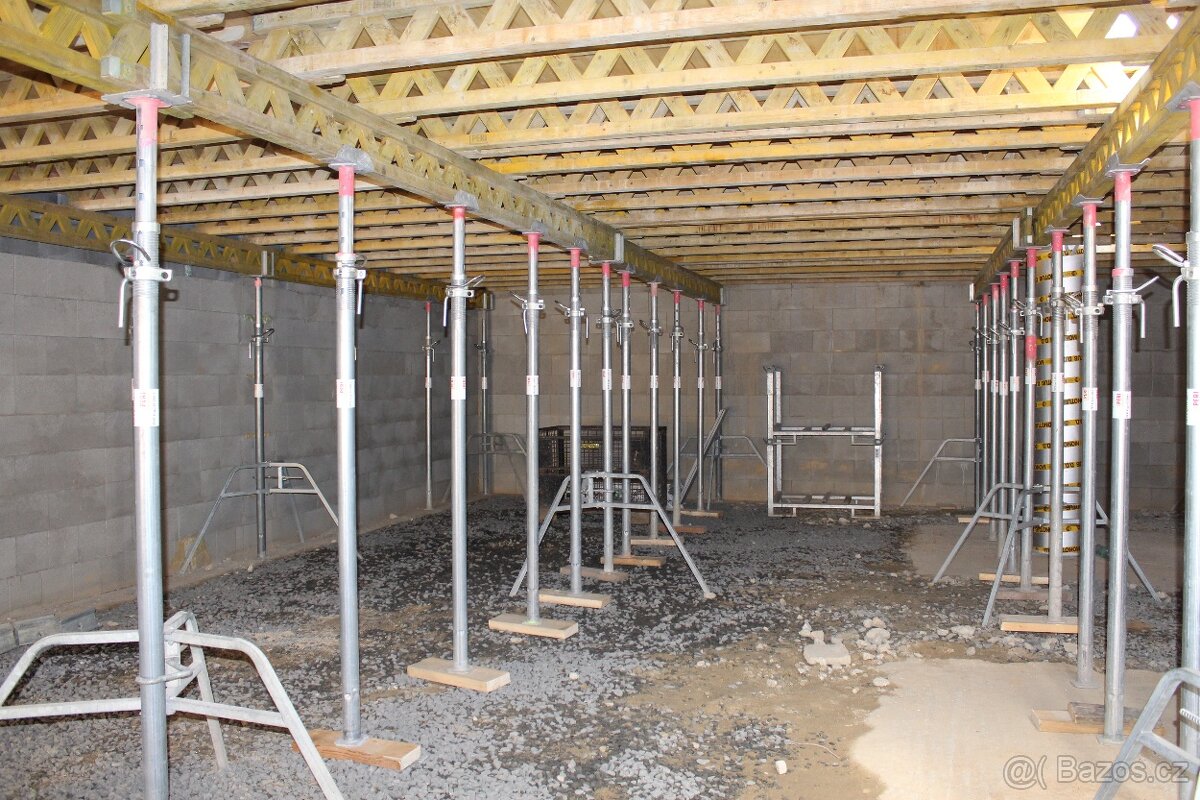 Pronájem stropních stojek a nosníků Peri v Rakovníku. - 3