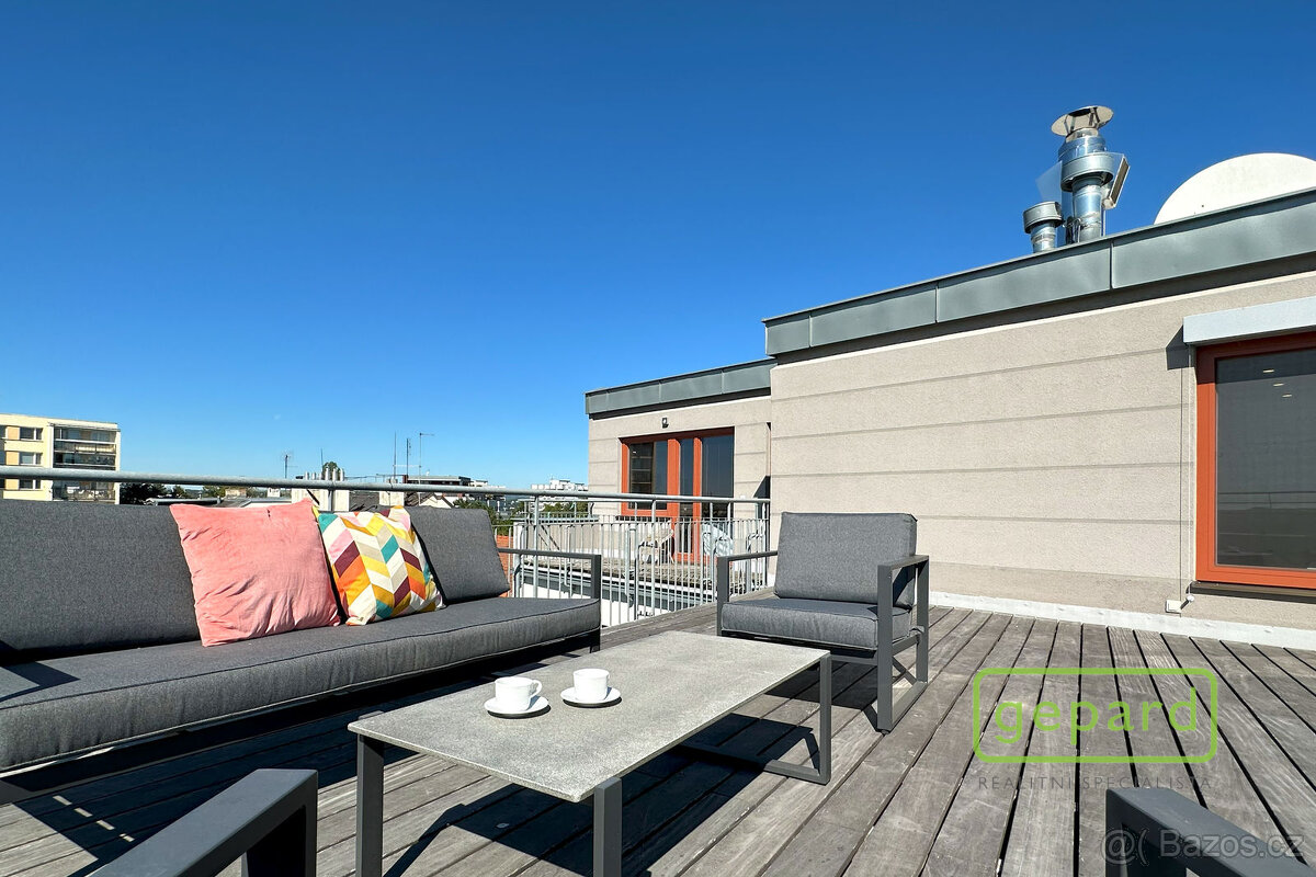 Mezonetový byt 289m2, 3 parkovací stání - 3