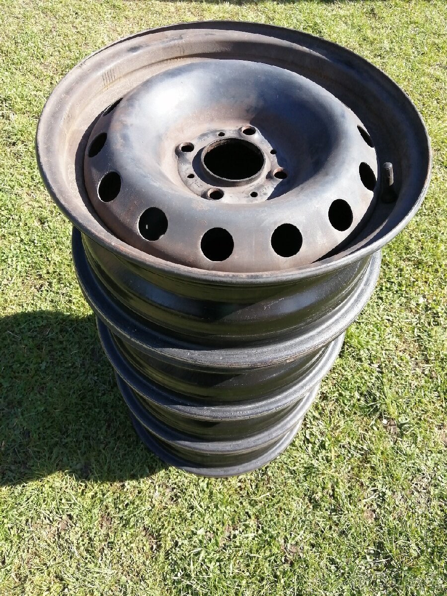 Plechové disky Peugeot 4x108 R14 ET24 - 3