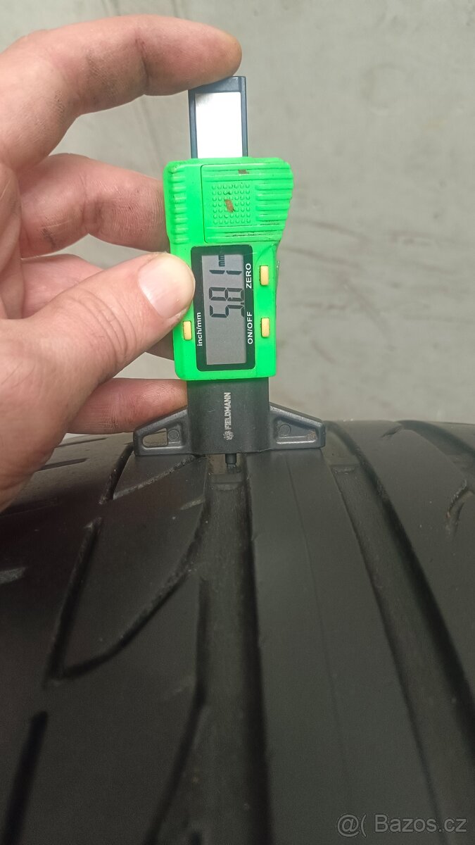 235/40/19 235/40 r19 - 3