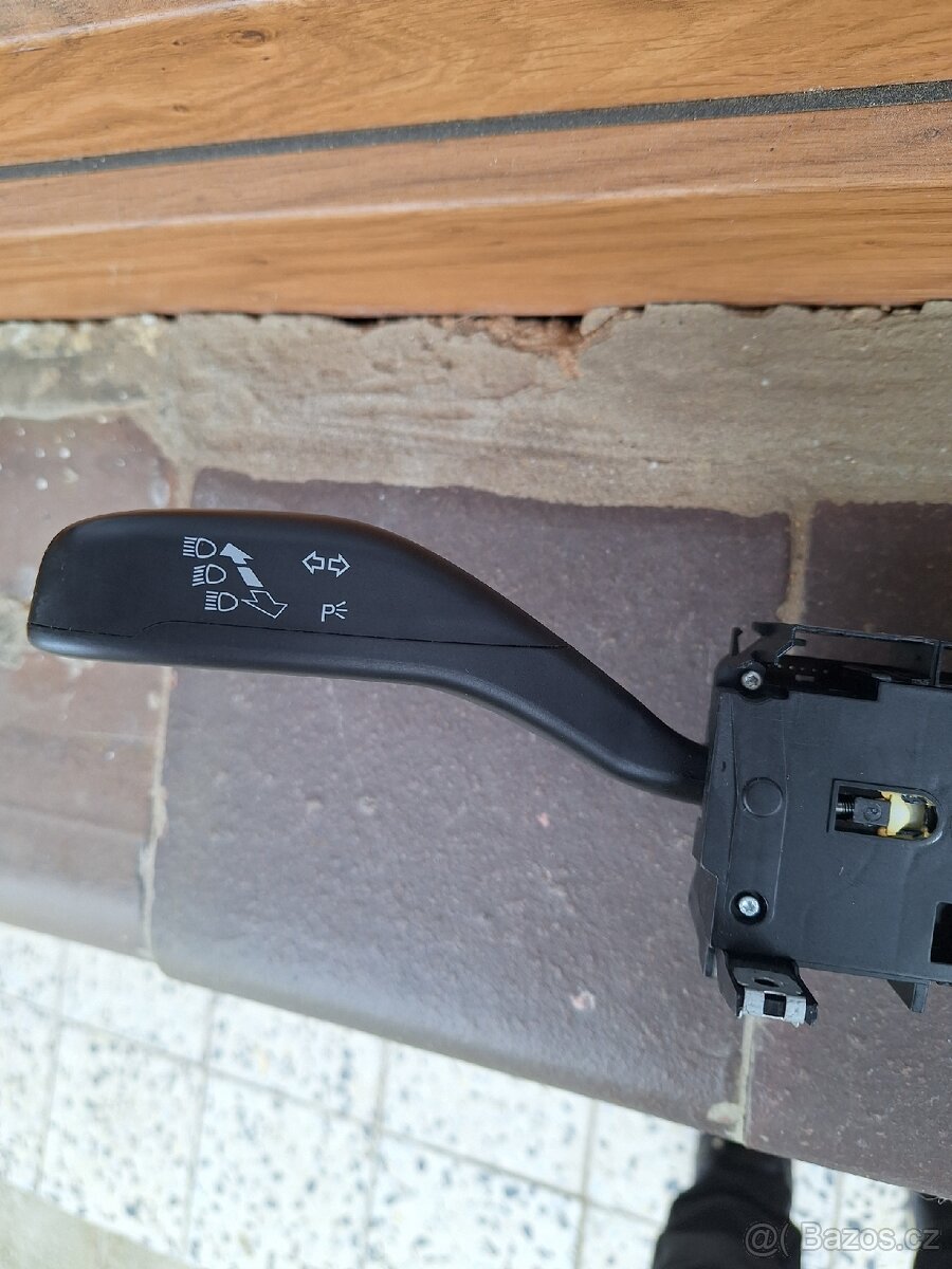 Ovládací páčky, přepínač - 3