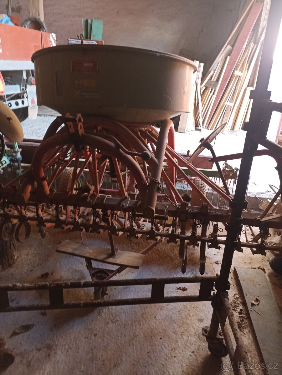 Secí stroj - 3